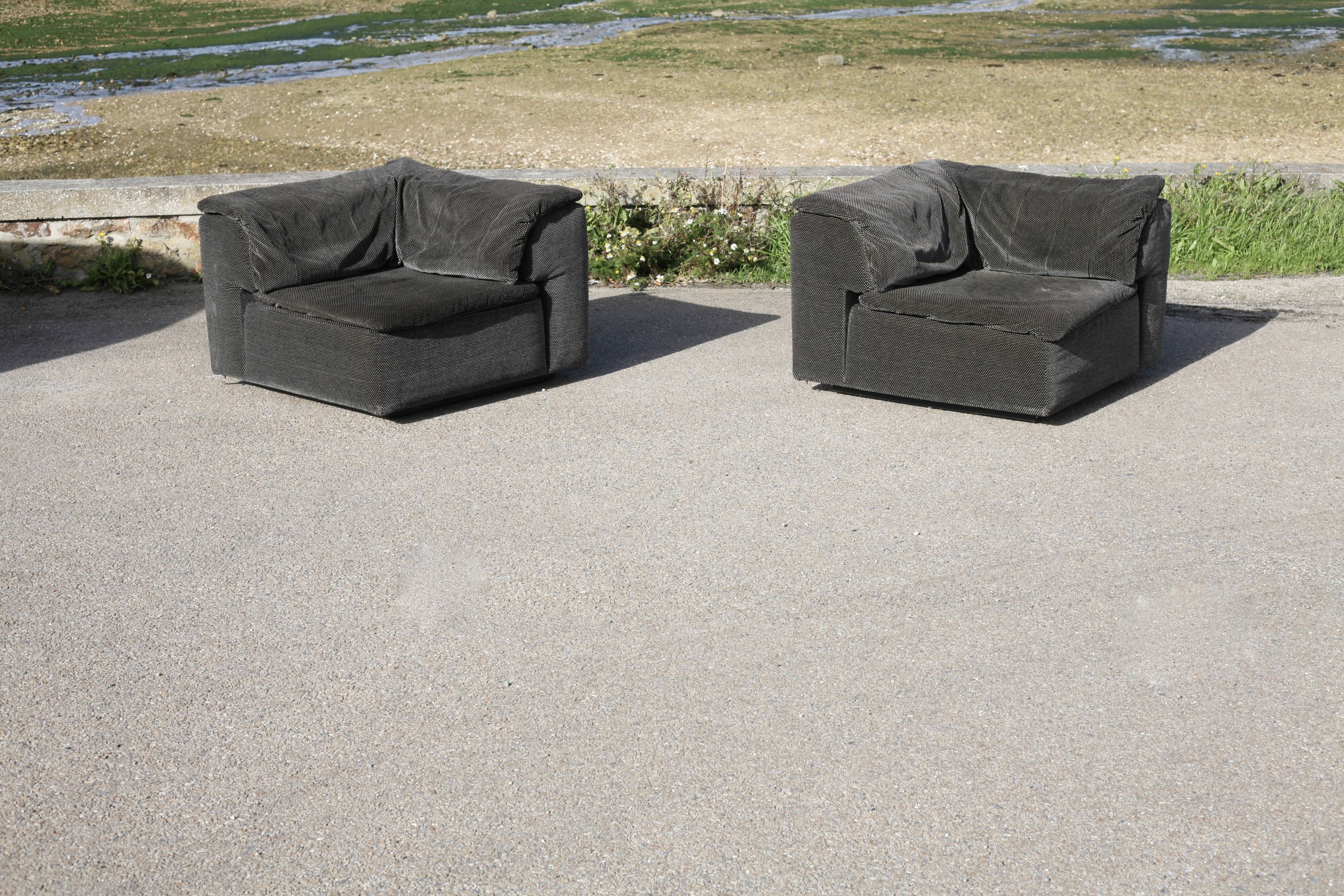 Hans Hopfer, Player sofa, Roche Bobois, 1972, composed of 2 modules.