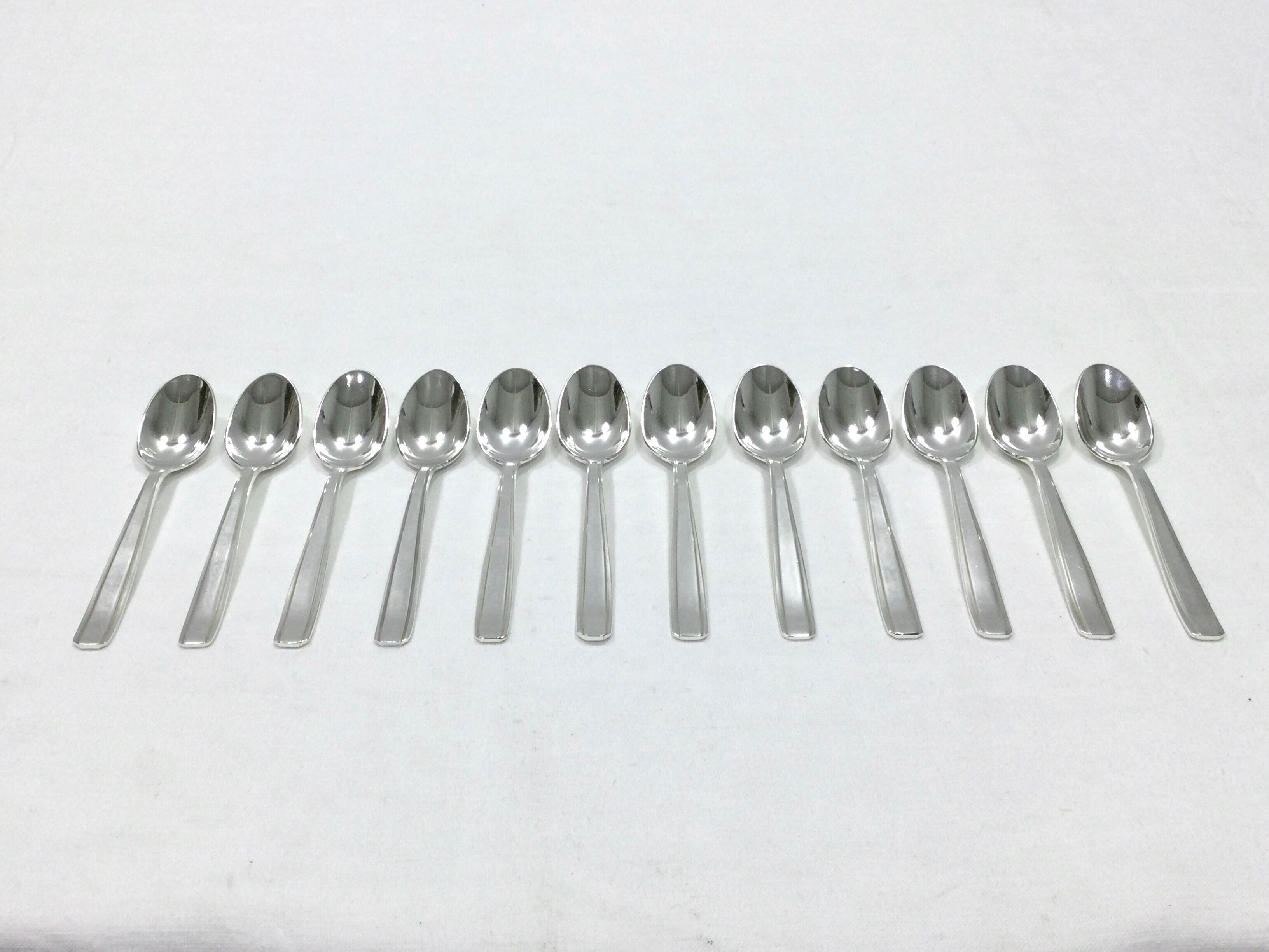 12 cuillères moka en métal argenté flag