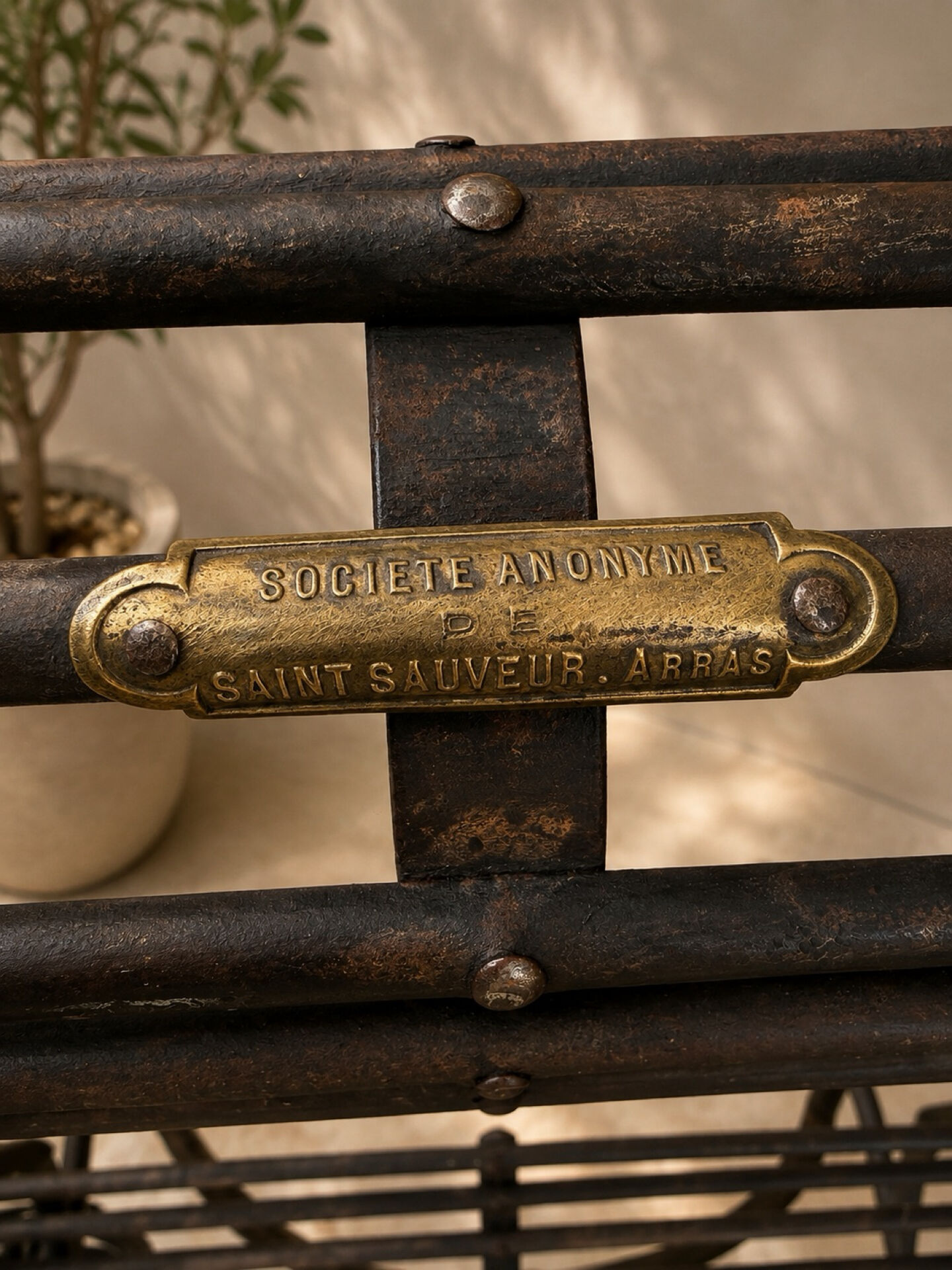 Garden furniture from Arras - Saint-Sauveur Factory - Late 19th century / Circa 1900