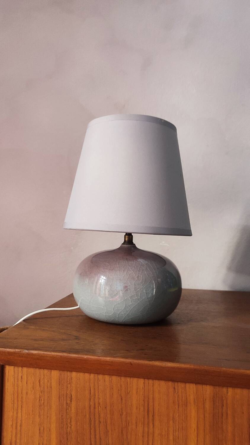 Lampe boule en céramique parme