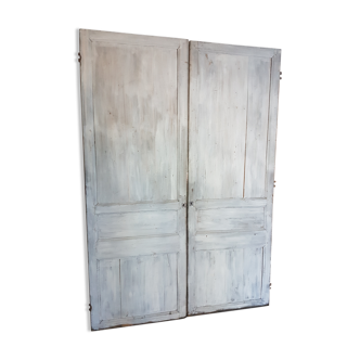 Pair of chestnut doors