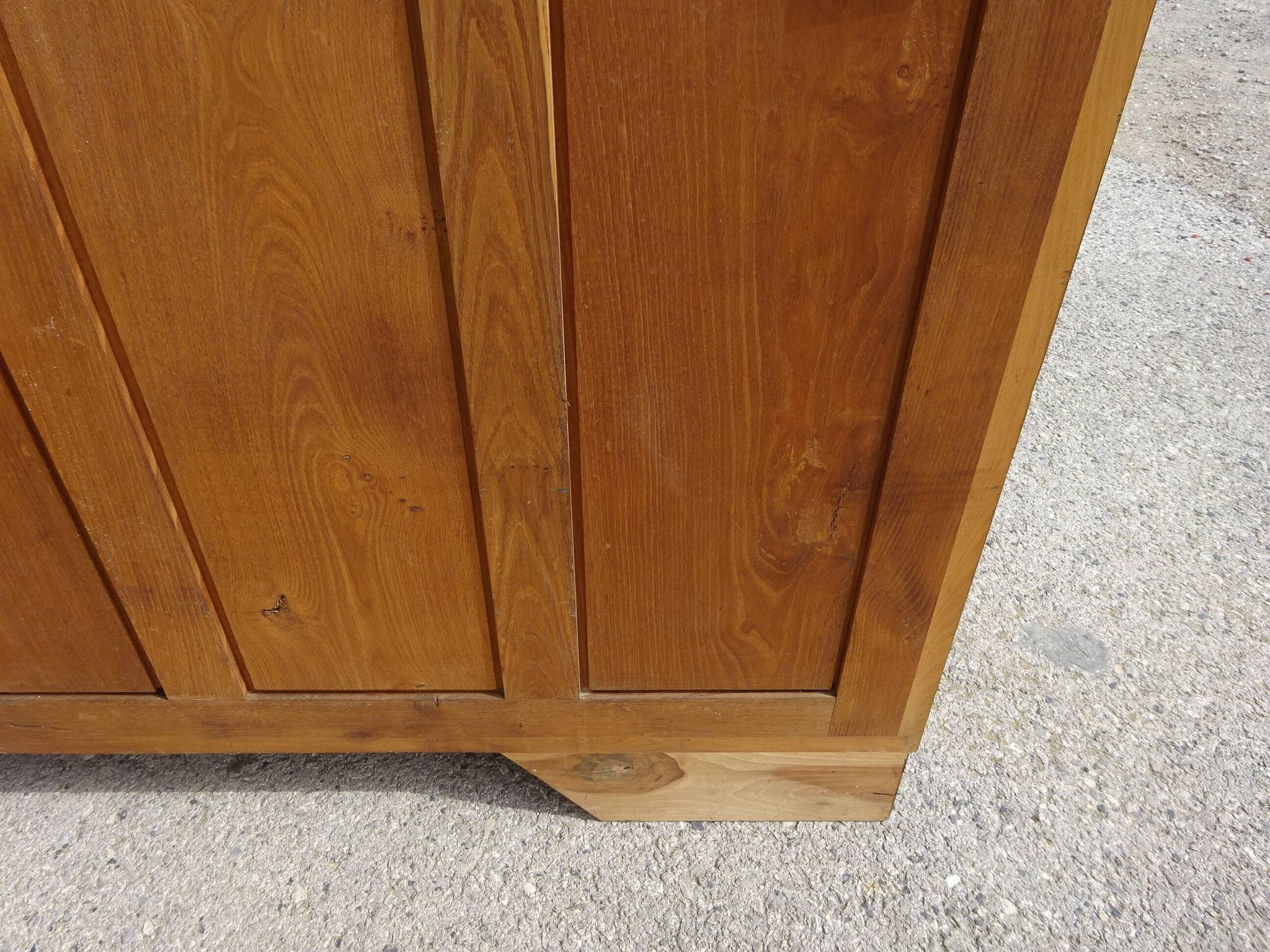 Grand buffet 2 corps en noyer et marbre