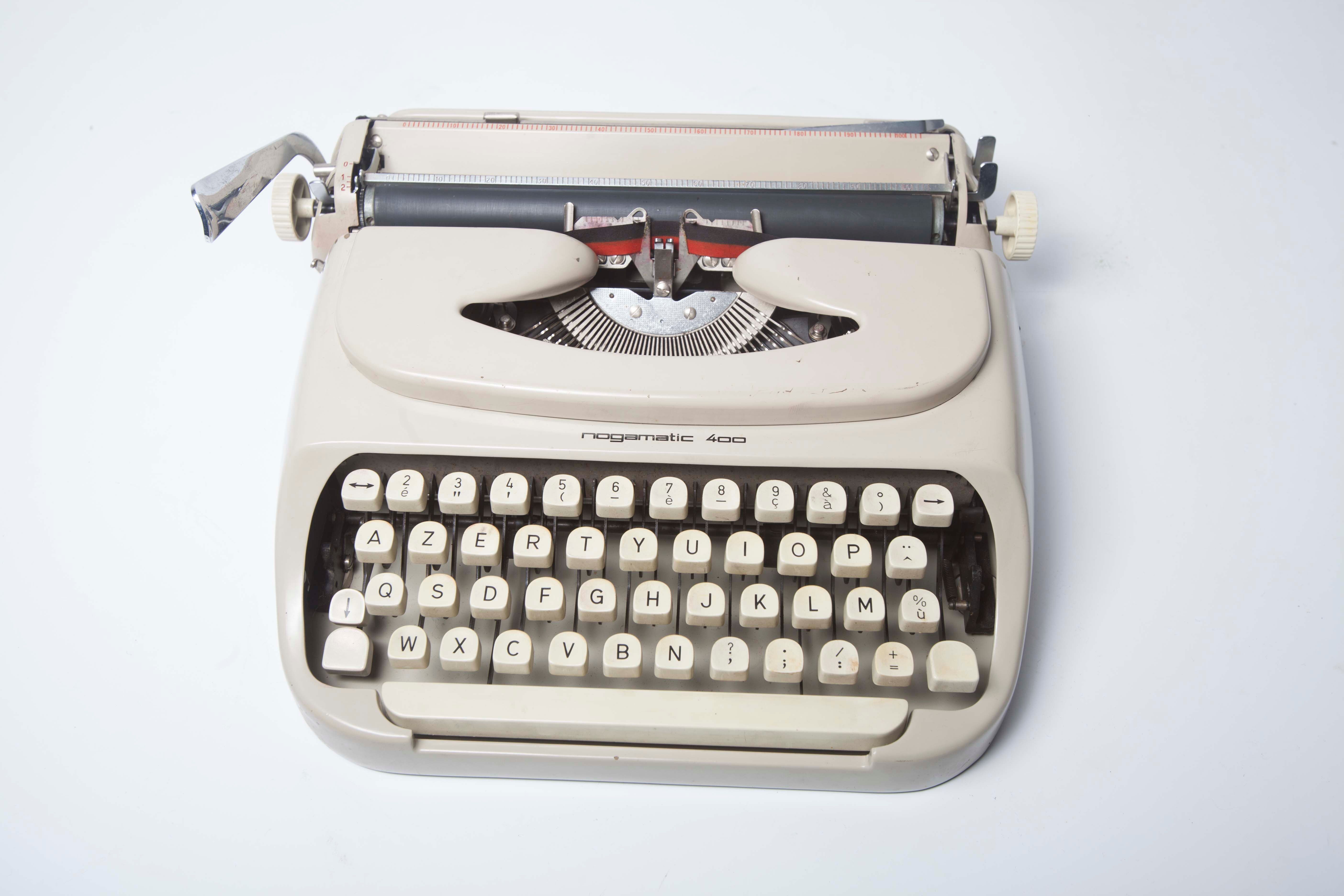 Nogamatic 400 1960 typewriter