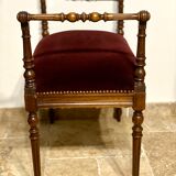 Piano bench