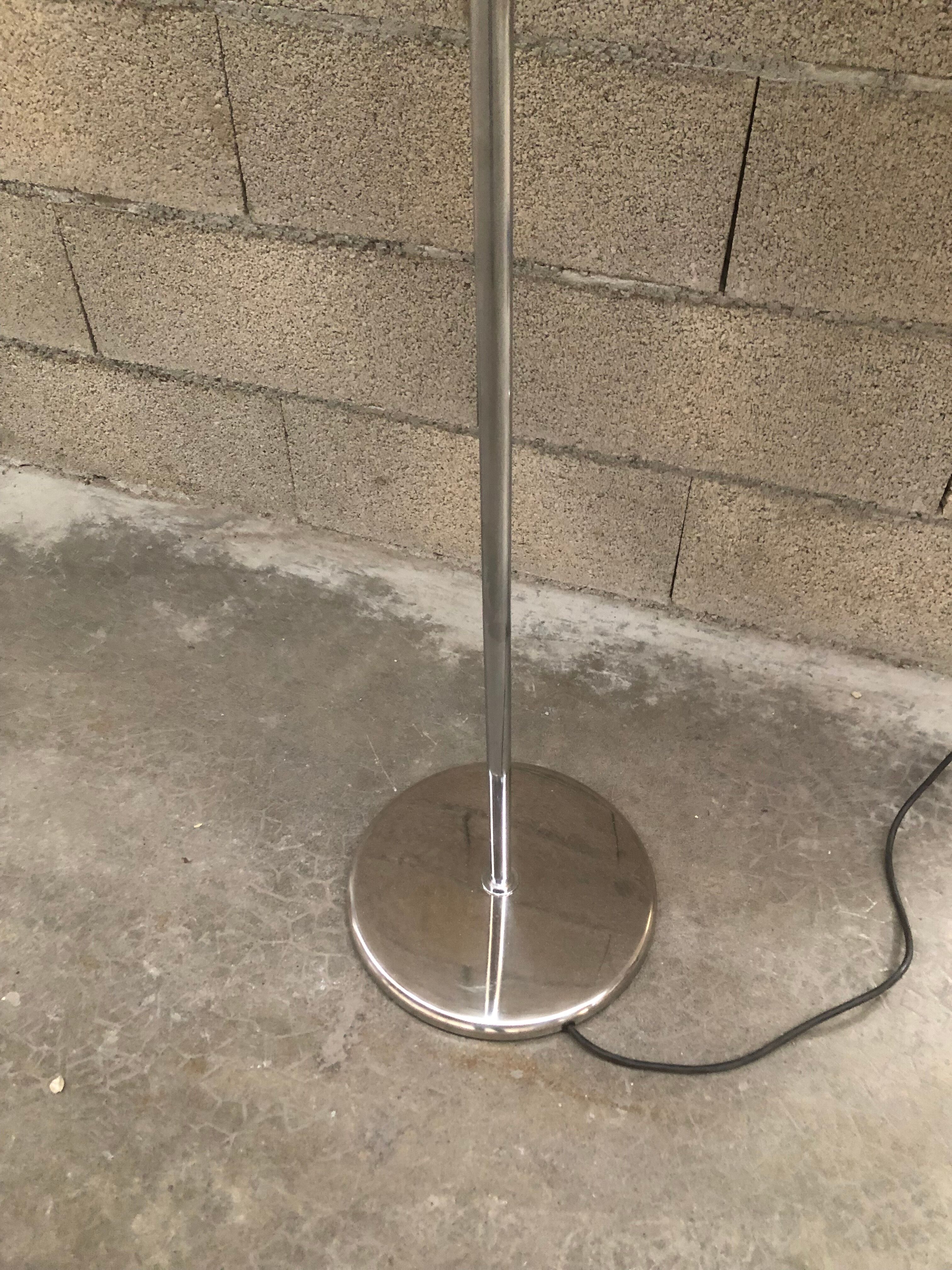 1970s design lamppost