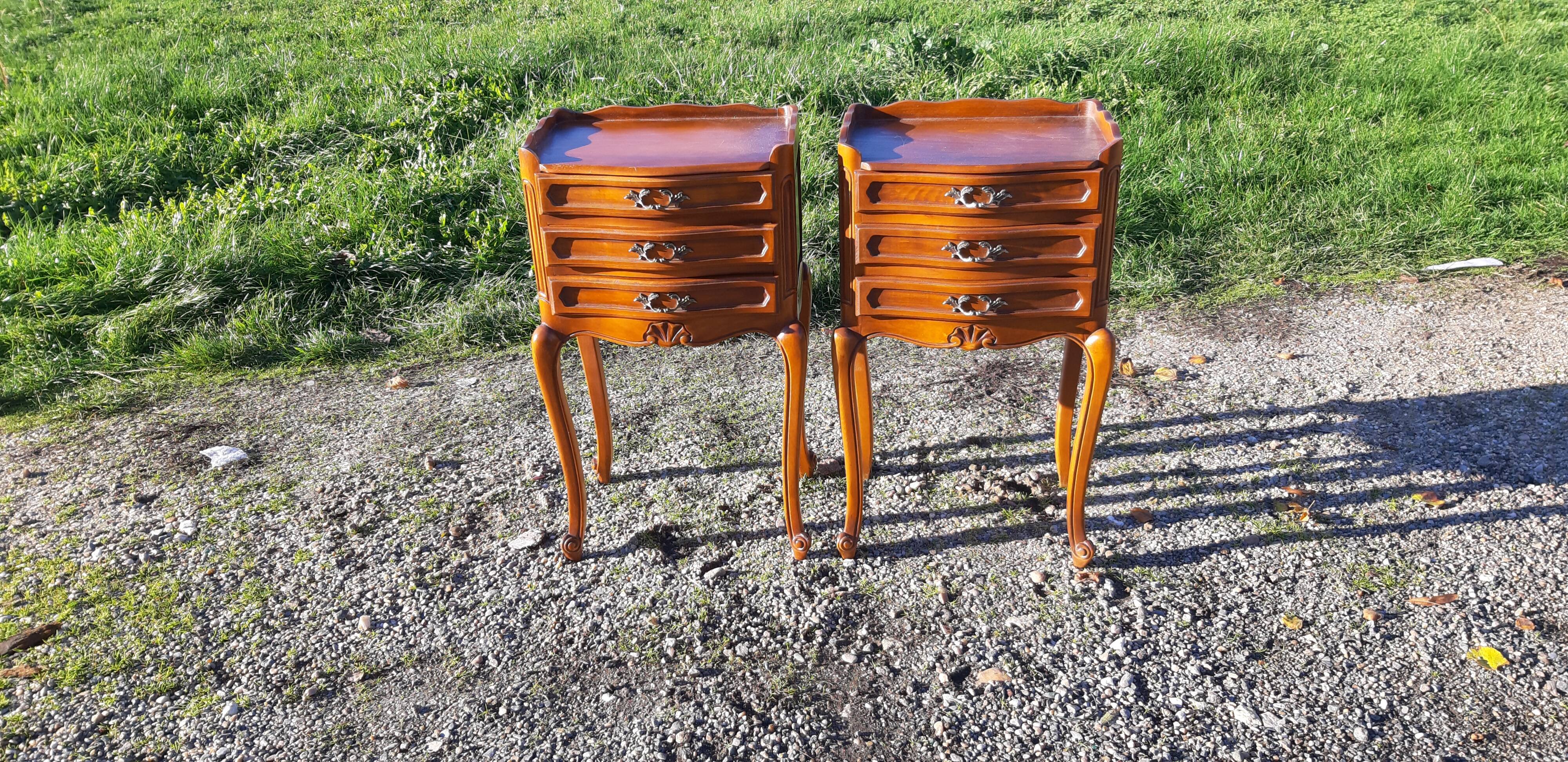 Pair of cherry bedside tables 3 drawers