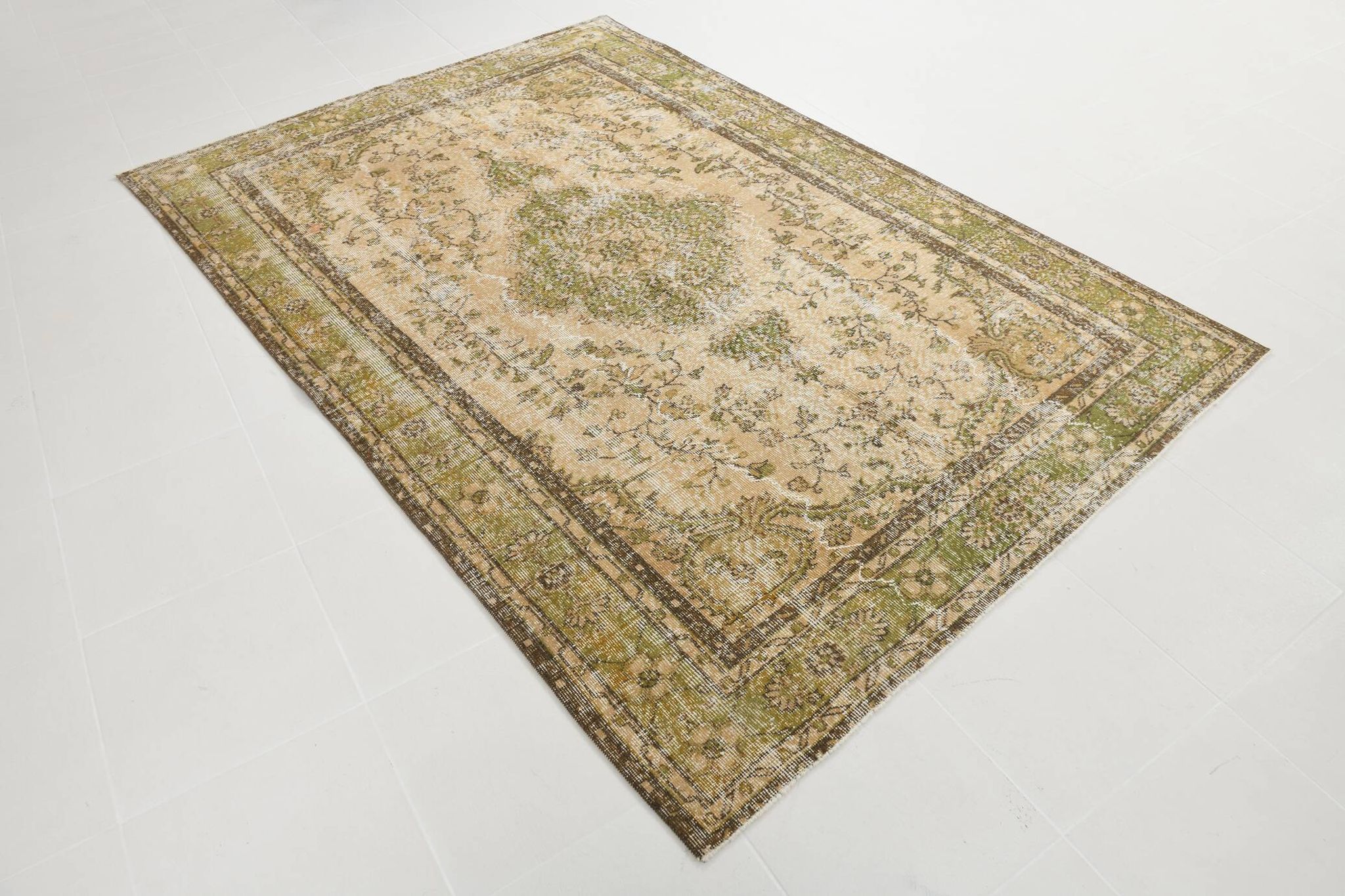 Tapis Oriental Classique Vintage 6x9, 184x273Cm