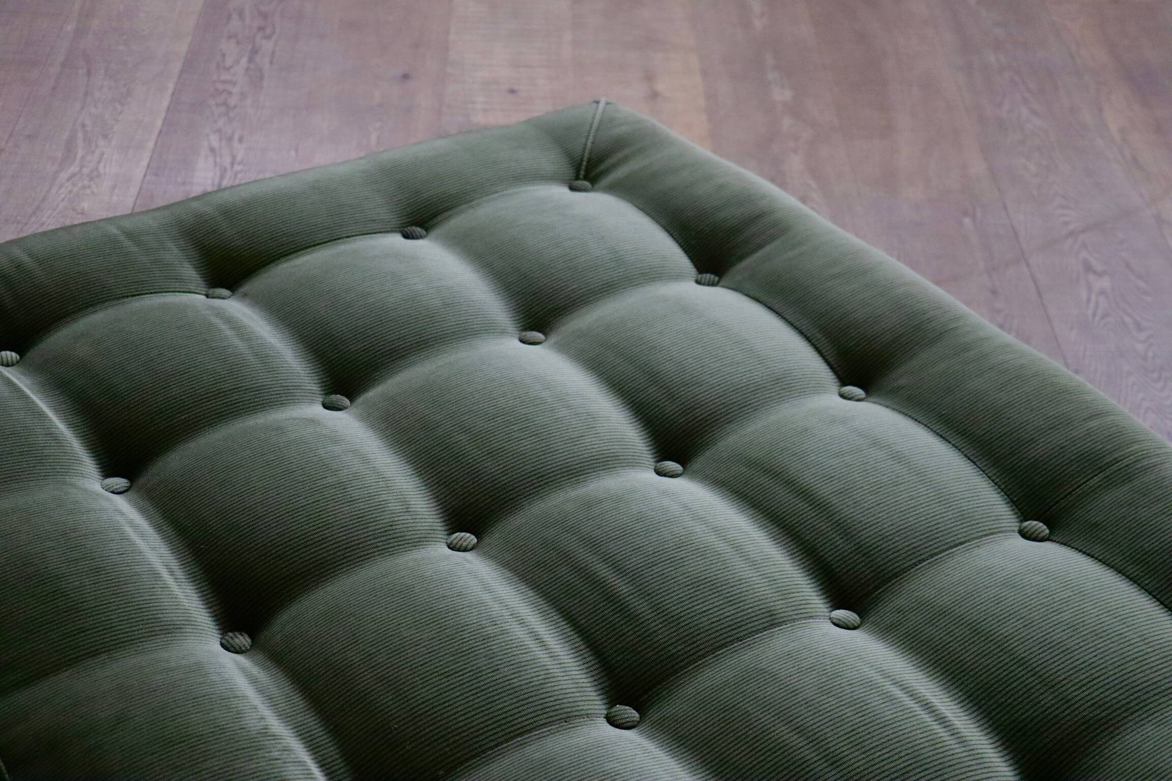 Le bambole bed in green velvet By Mario Bellini for B&B Italia, 1970s