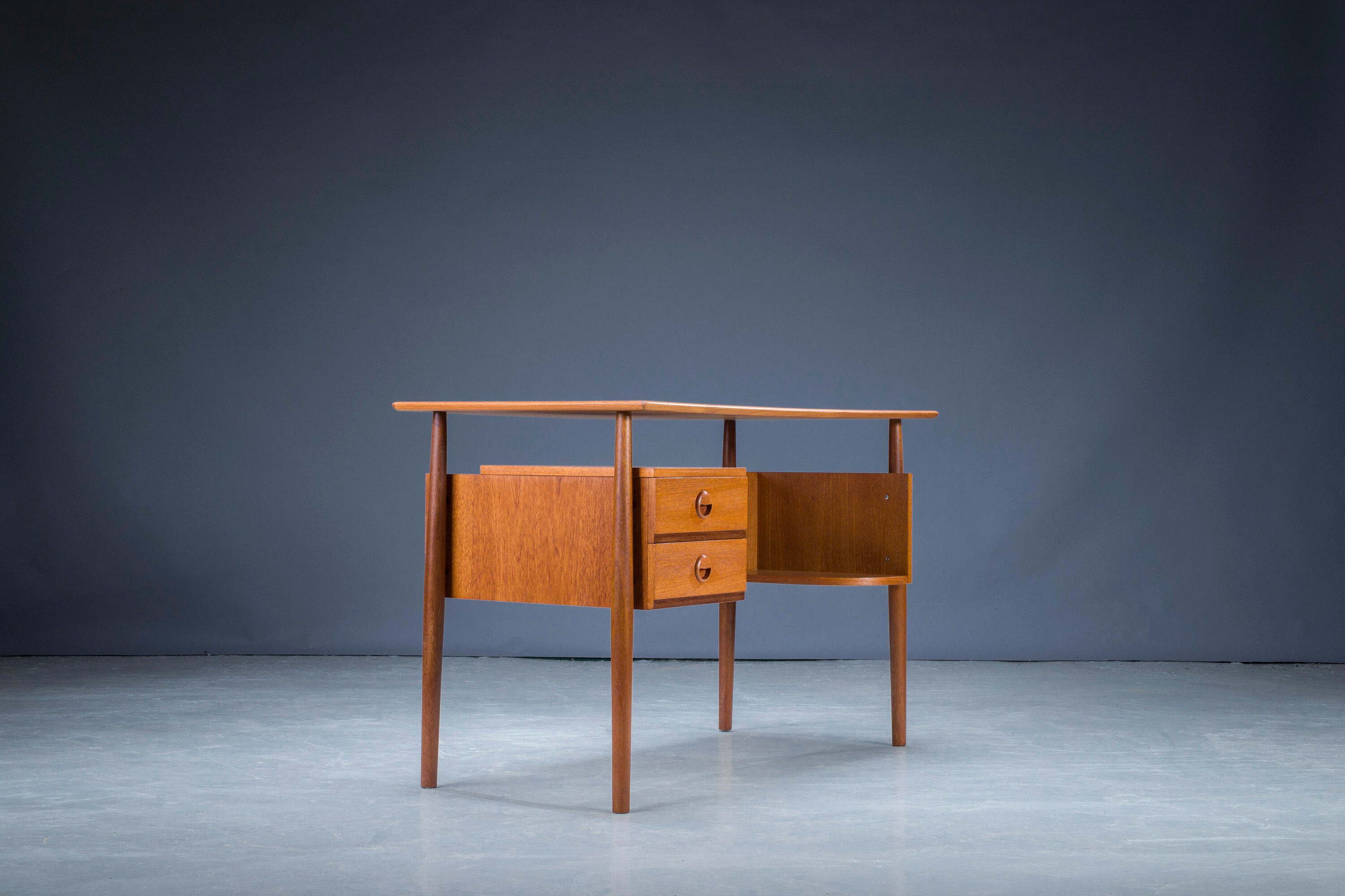 Mid-Century Teak Freestanding Desk, 1960s