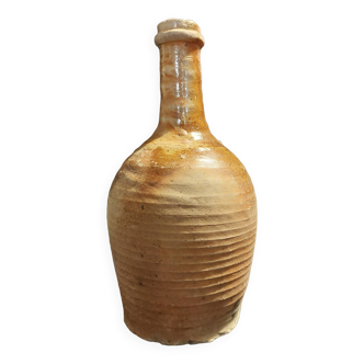 Puisaye sandstone bottle, late 19th century