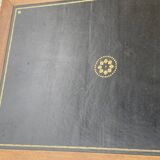 Desk XIXth Century, turned feet, walnut and leather