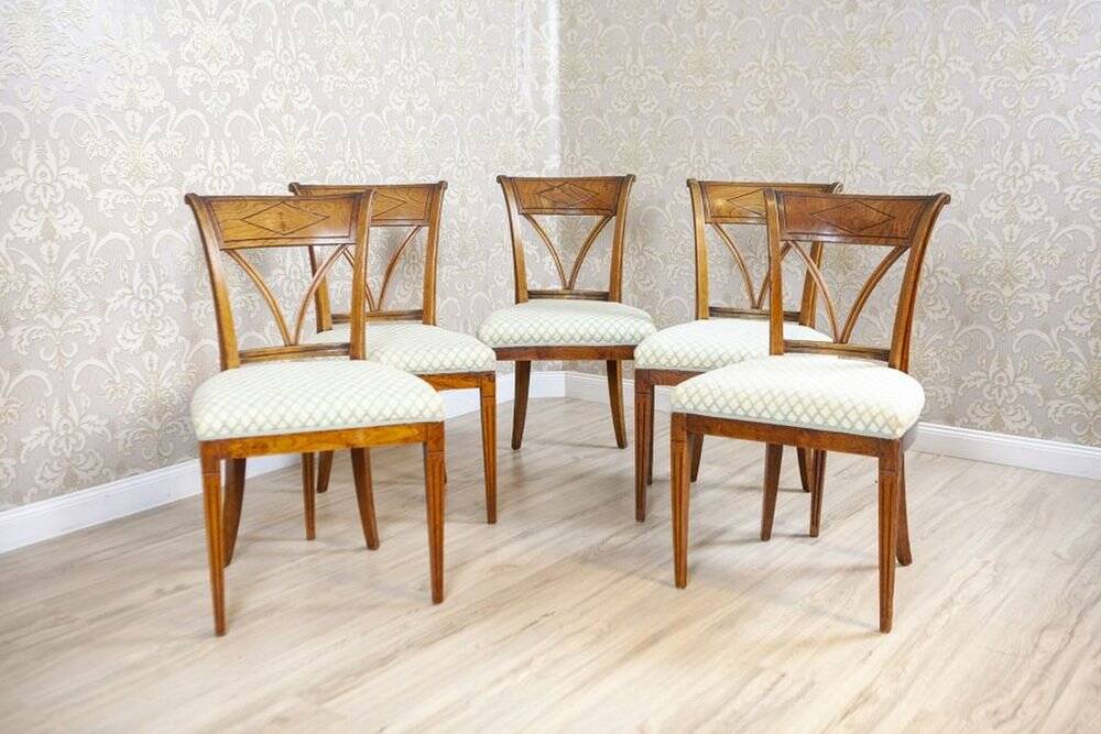 Vintage Elm Chairs in White Upholstery, 1950s, Set of 5