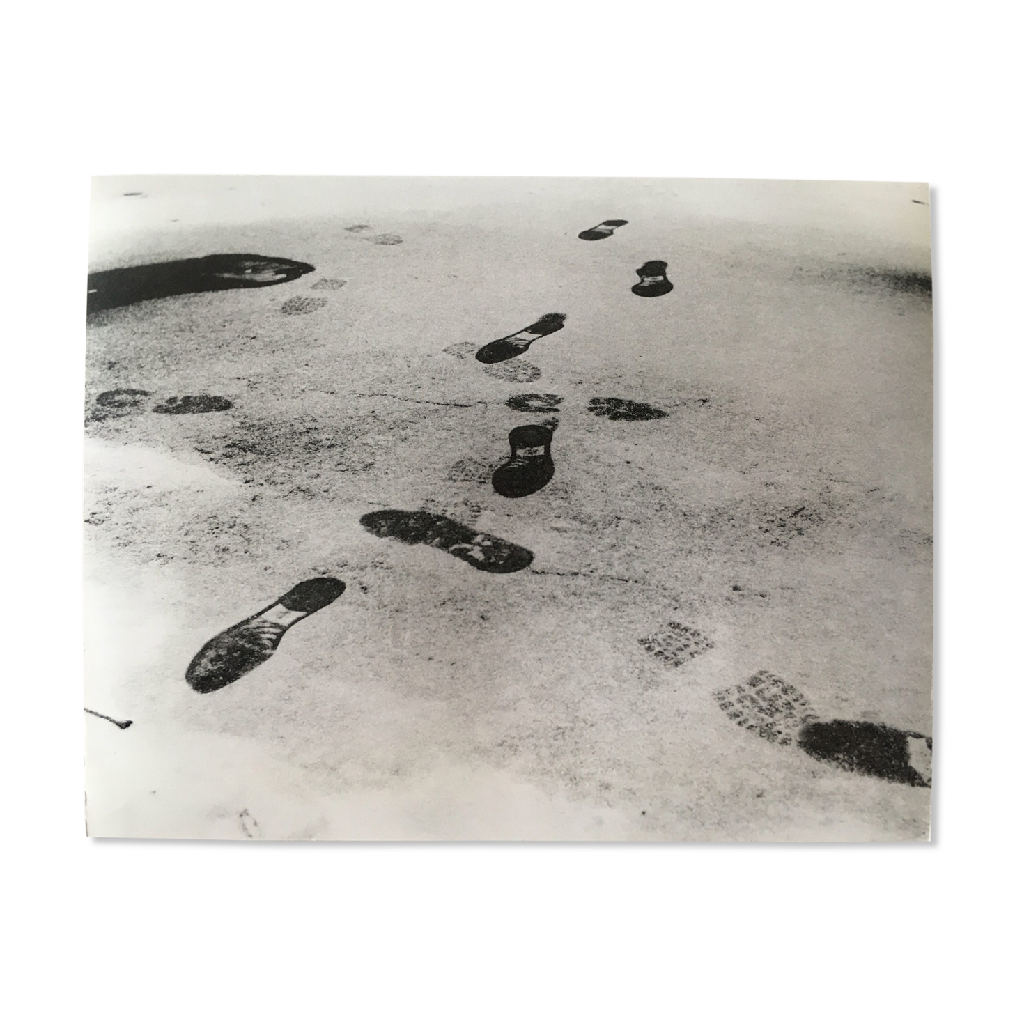 Original 90s photography, not in the snow, graphics