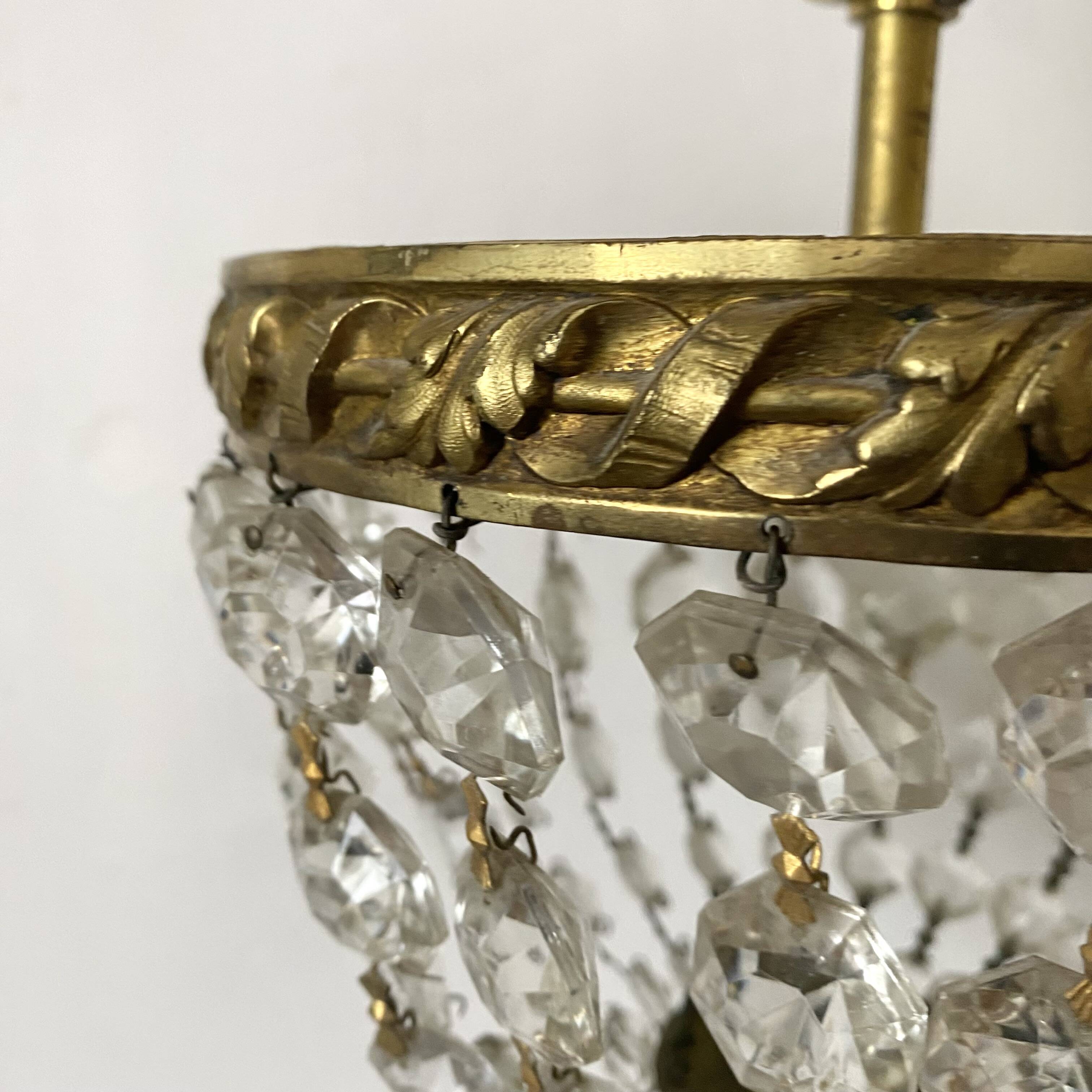 Basket ceiling light with tassels and brass