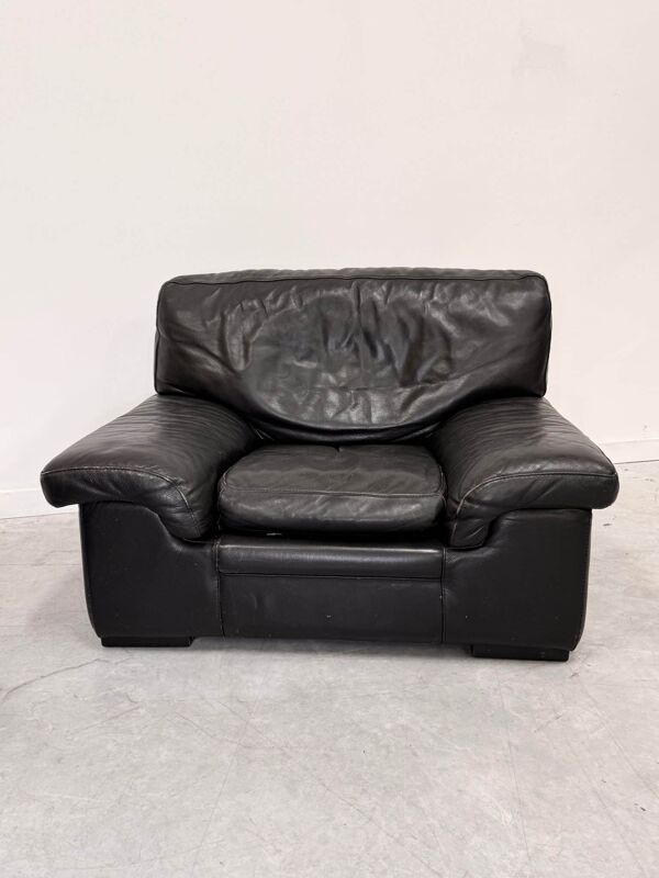 Fauteuil vintage Ligne Roset – Modèle Soleil Noir (1990) – Cuir noir