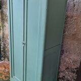 Small Parisian wardrobe
