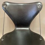 Set of 4 Arne Jacobsen chairs.