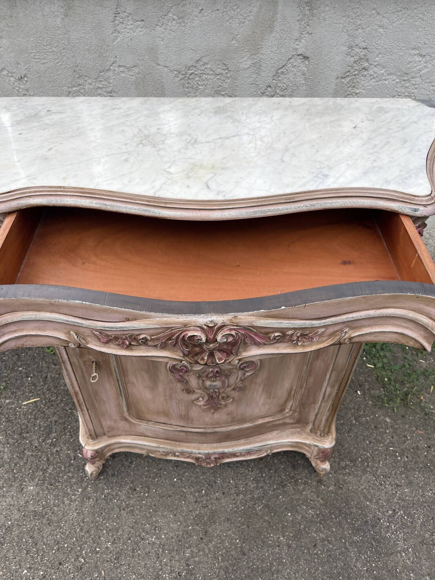 Louis XV style side table – door carved with floral decoration