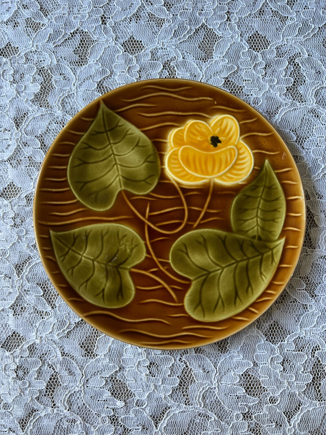 Set of 6 vintage Sarreguemines barbotine dessert plates