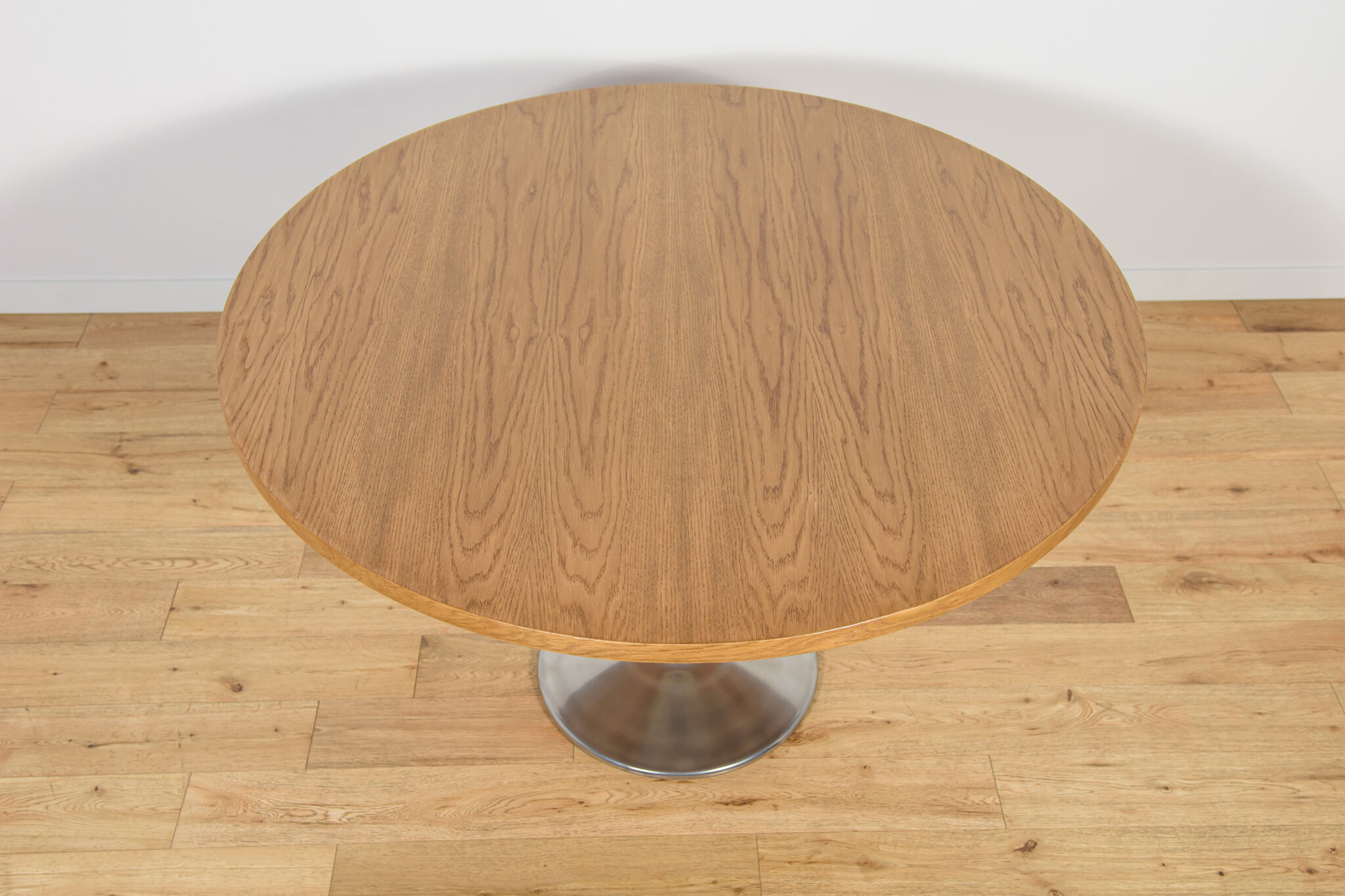 Mid-century modern oak round dining table, Denmark, 1970s