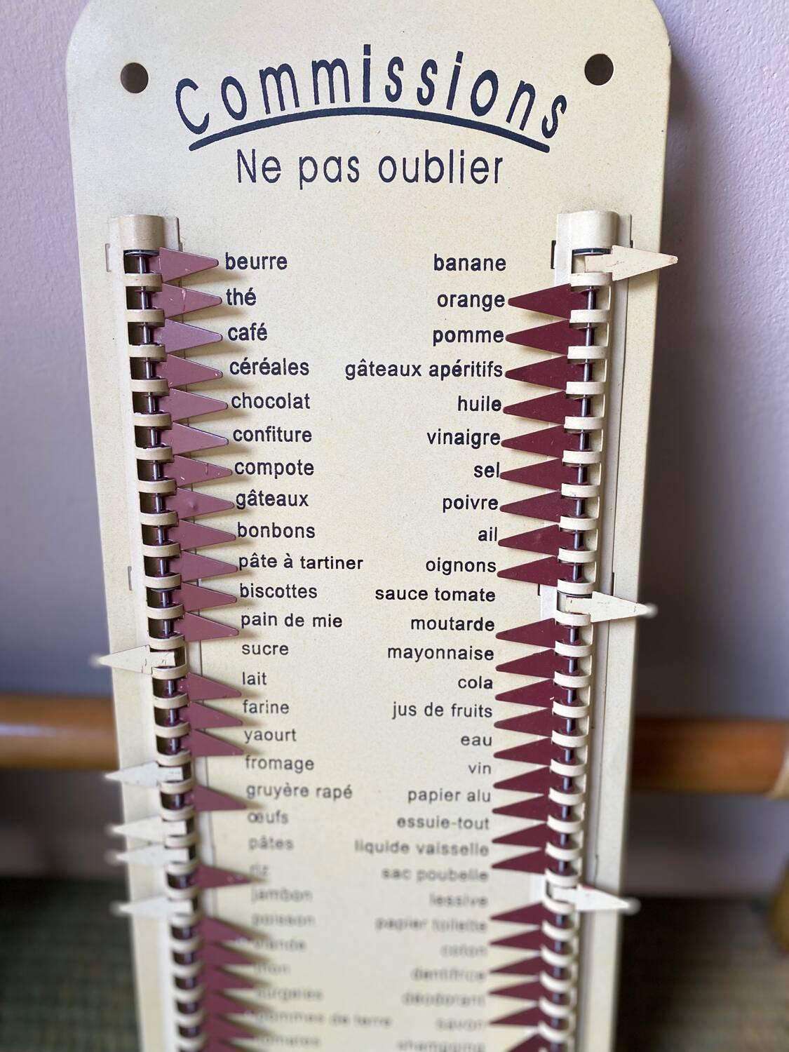 Pense bête commissions en métal