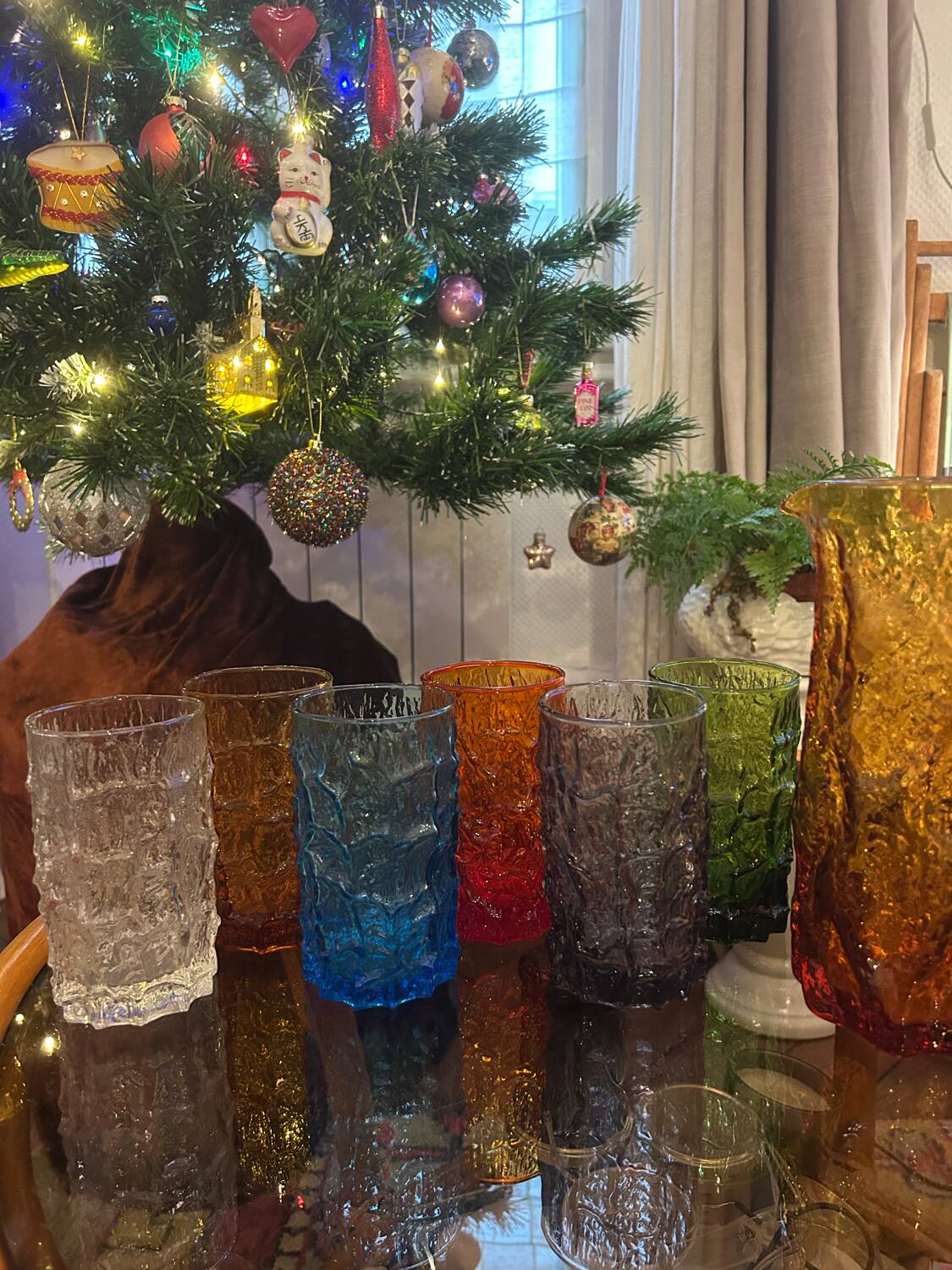 Set of 6 glasses and a carafe by Geoffrey Baxter