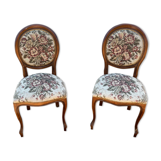 Medallion chairs