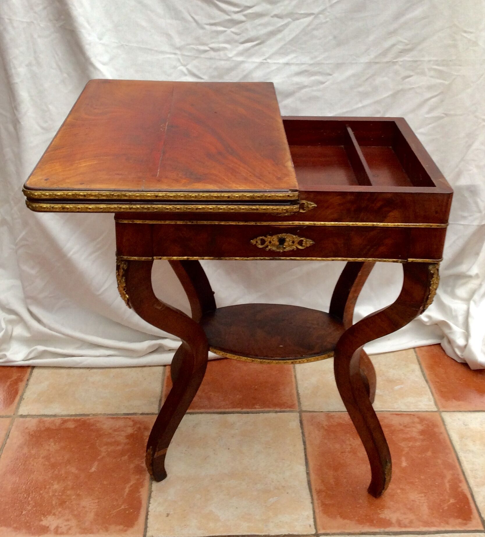 XlXth century wooden and bronze chiseled size: height -72cm- width -55cm Pr-38cm
