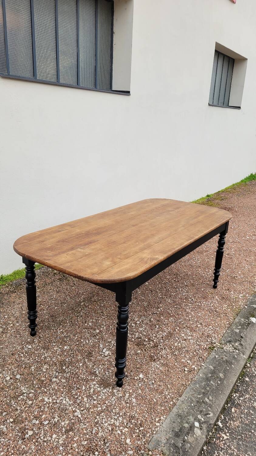 Louis Philippe style oval patinated bistro farm table - 1m90