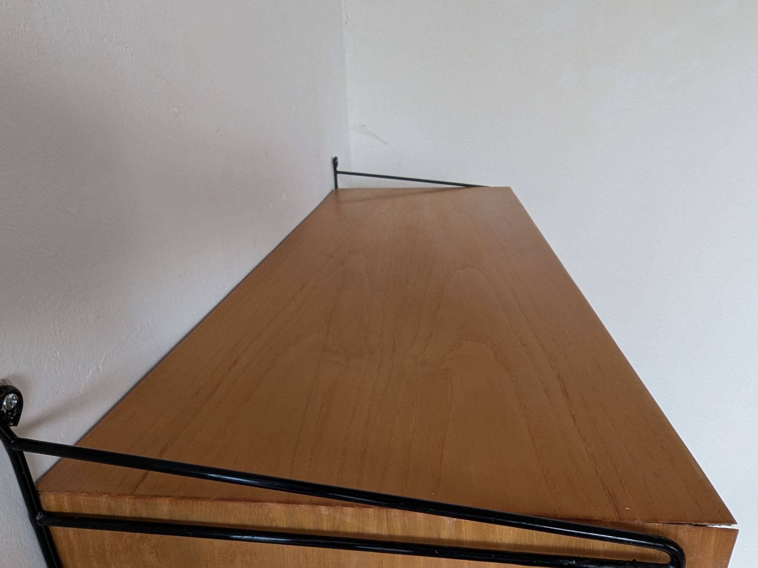 Étagère, caisson suspendu string