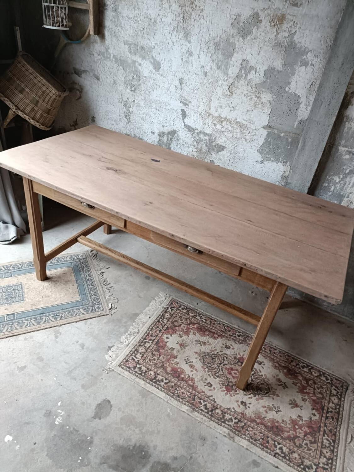 Farmhouse table