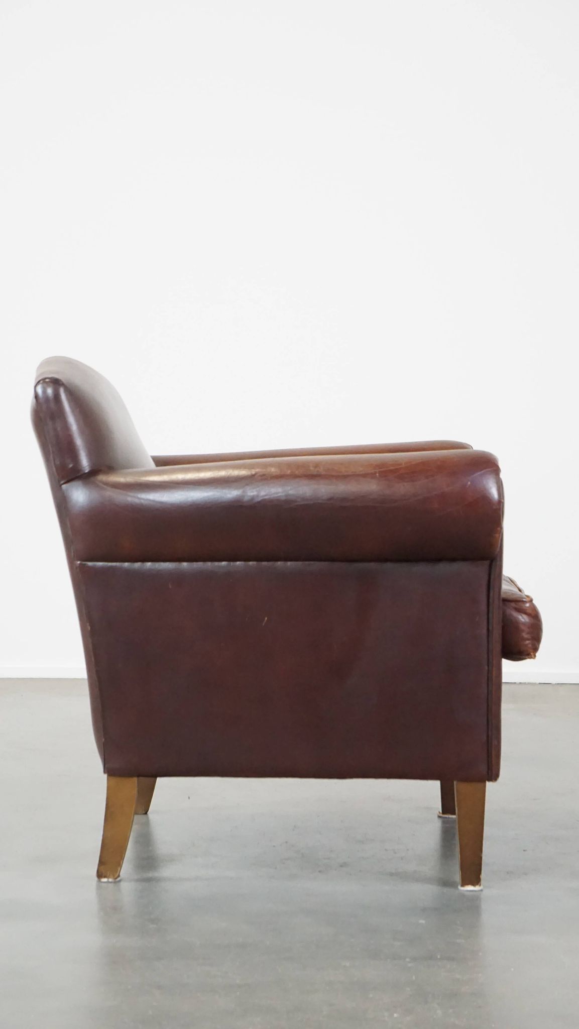 Cleanly finished sheepskin armchair made of sheepskin