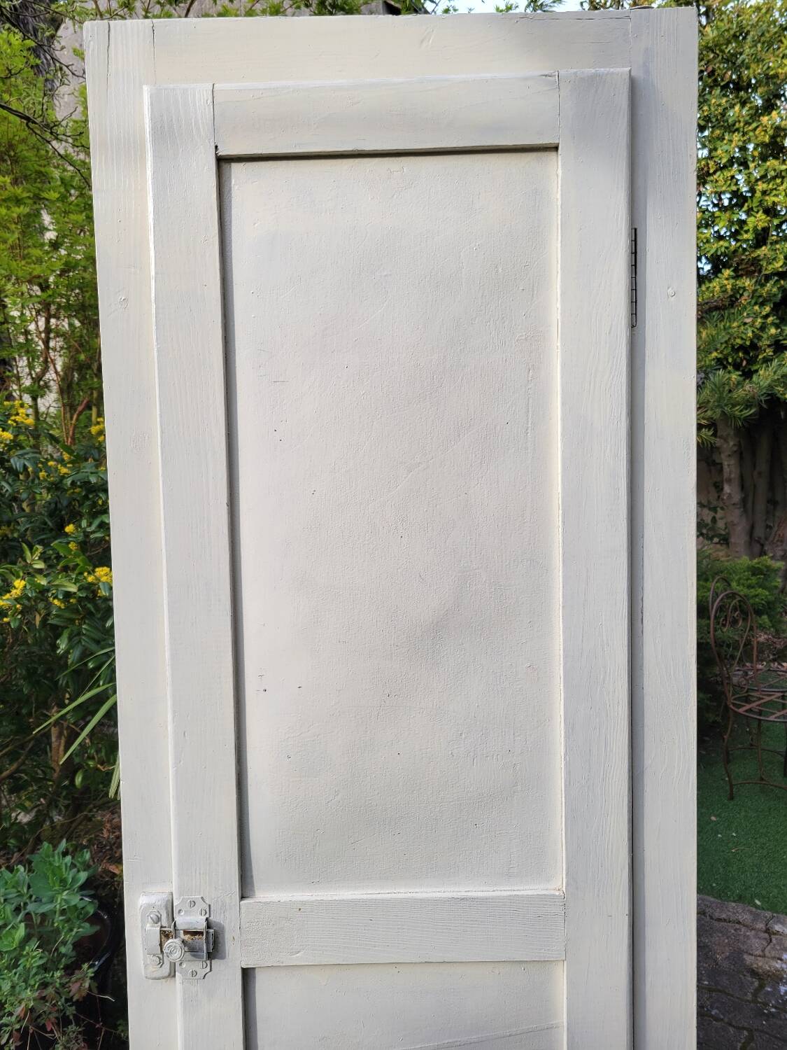 Parisian one-door wardrobe