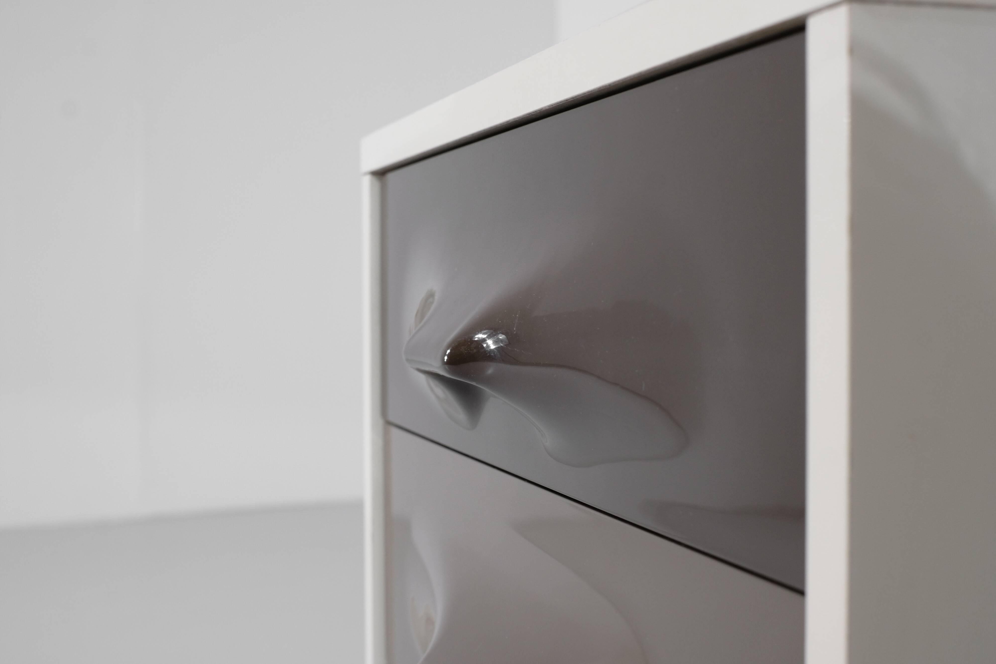 Nightstand "DF2000" by Raymond Loewy for Doubinsky Frères, France,