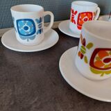 Set of 6 mini mobile cups with vintage undercups