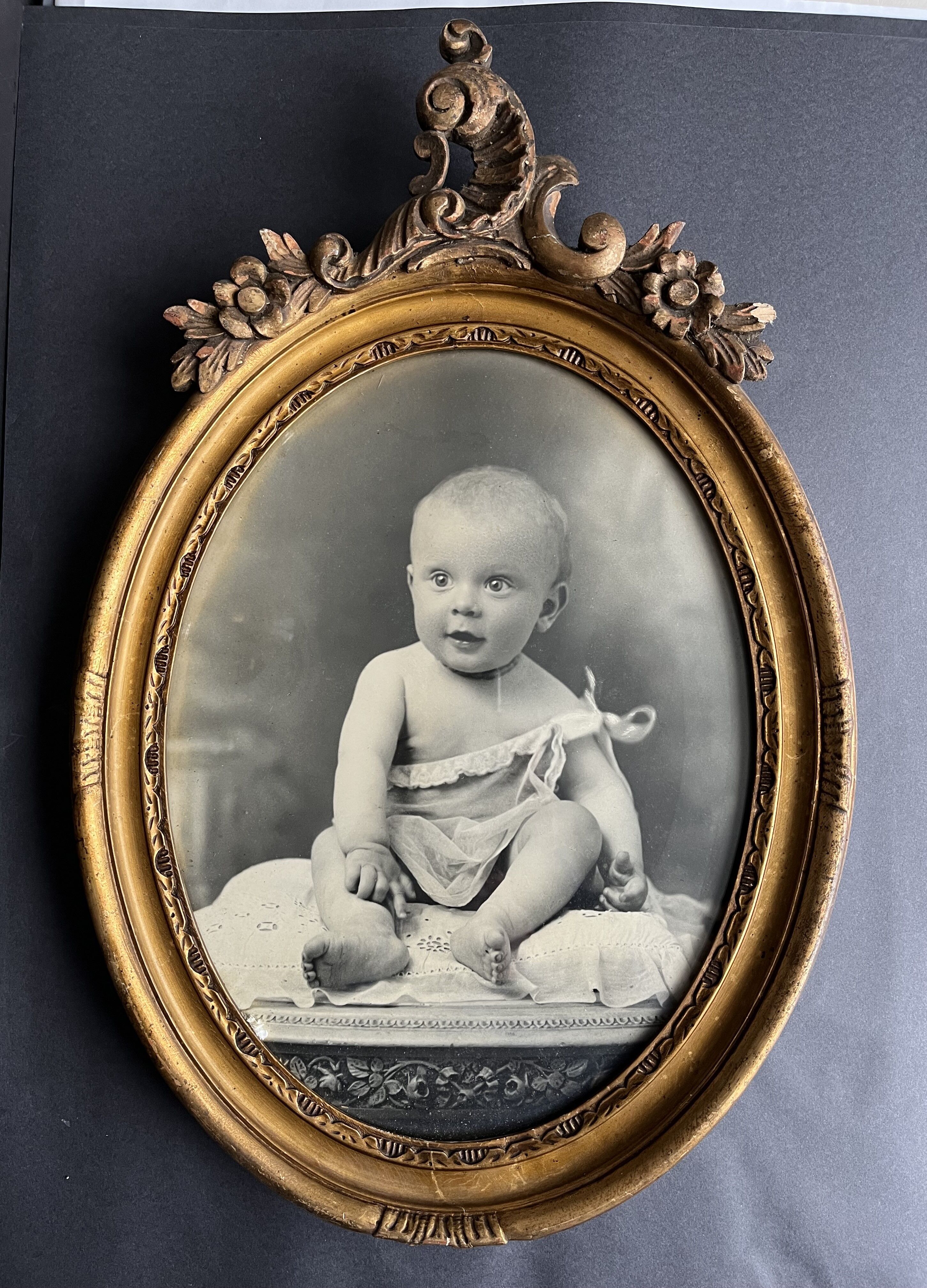 Carved and gilded wooden frame