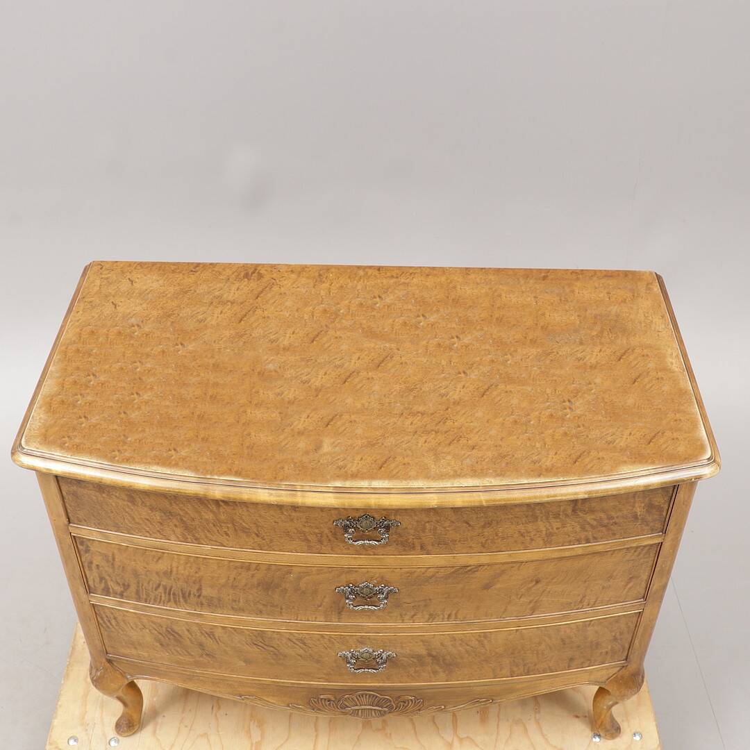 Louis xv style small chest of drawers