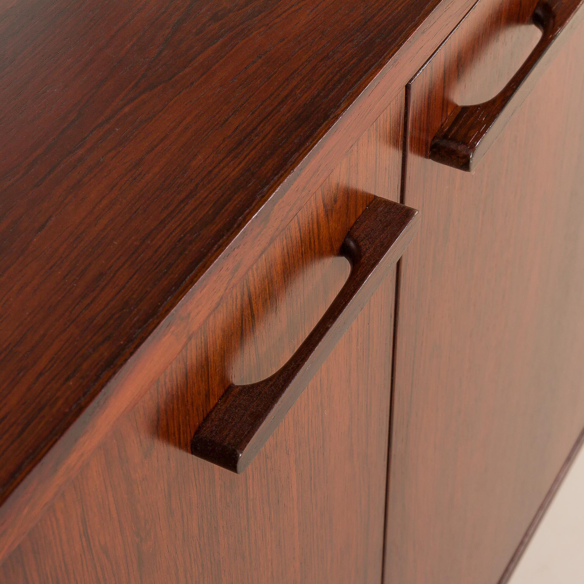 Kai Kristiansen rosewood wall unit with 2 lamps for FM Mobler, Denmark 1960s