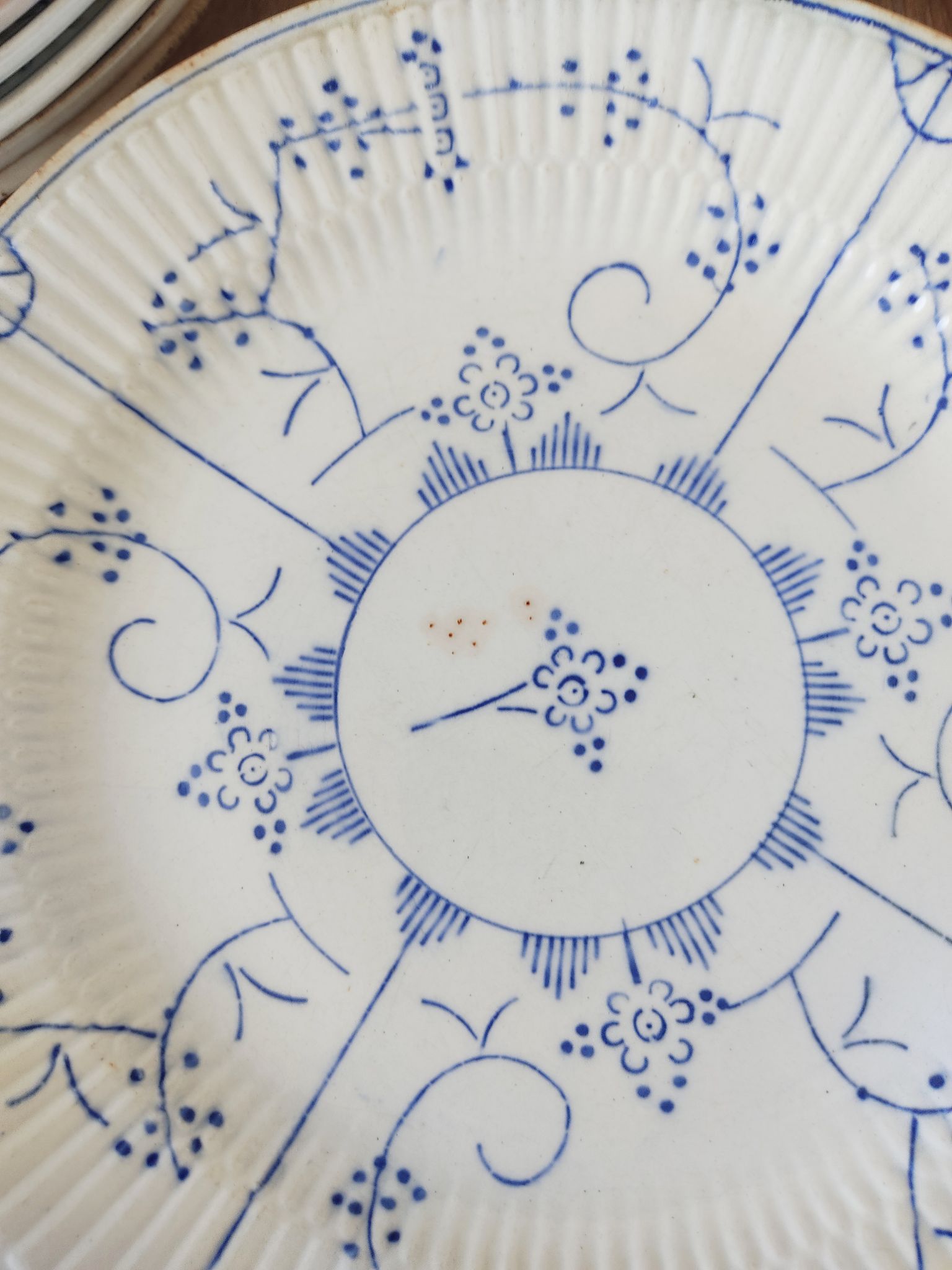 Ensemble de 14 assiettes Copenhague Boch frères Keramis