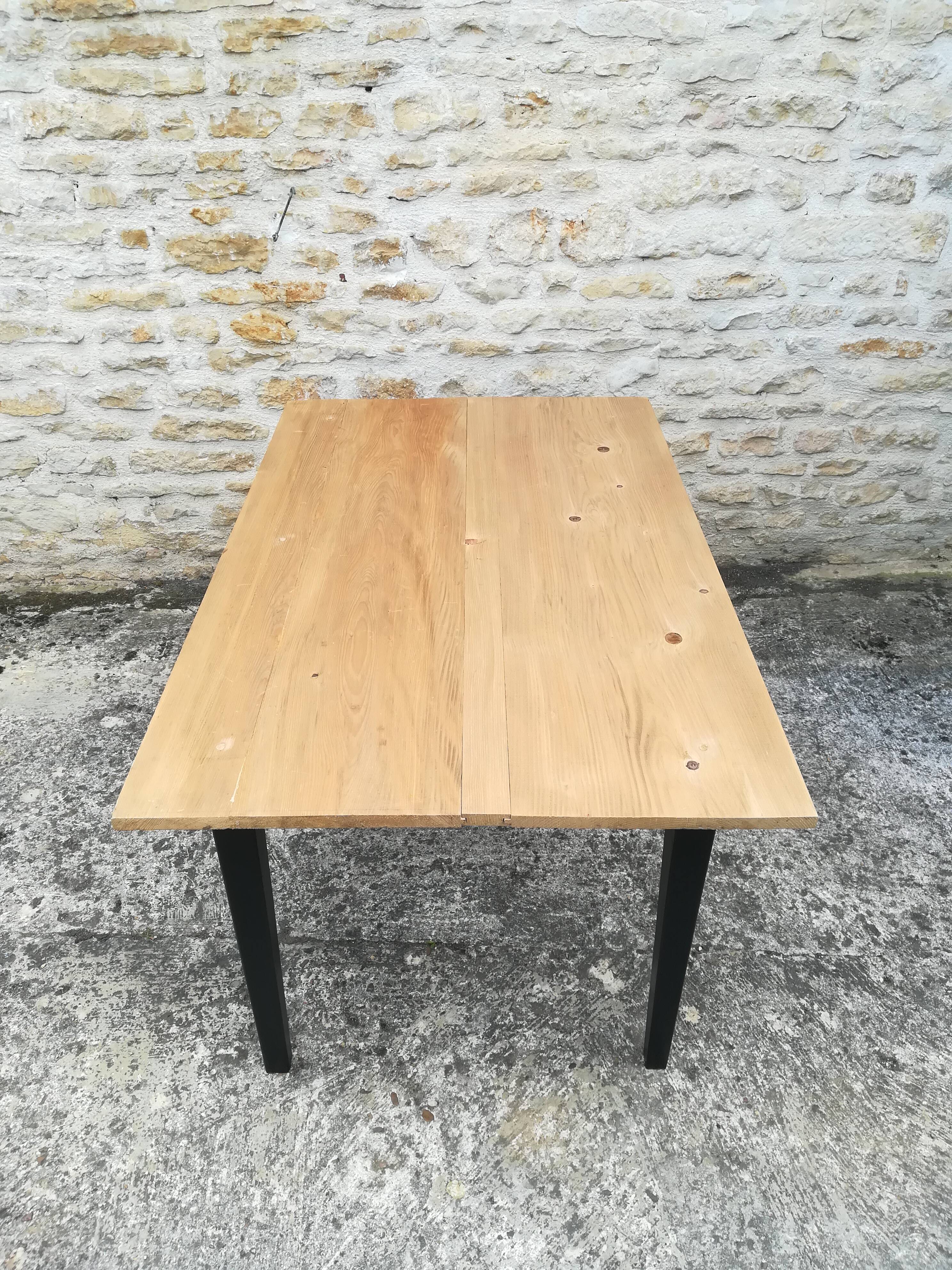 Farmhouse table