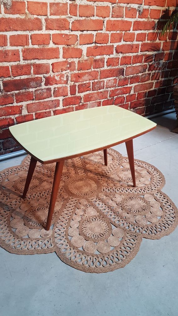 Coffee table compass foot