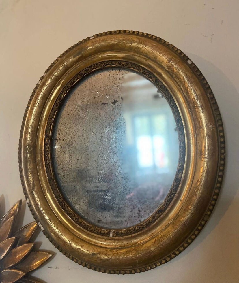 Mirror in gilded stucco nineteenth century