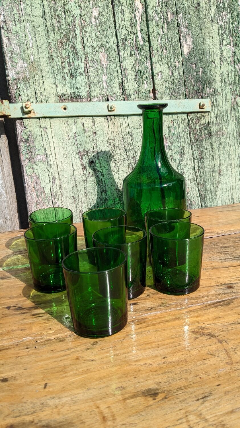 Vintage glass and carafe service