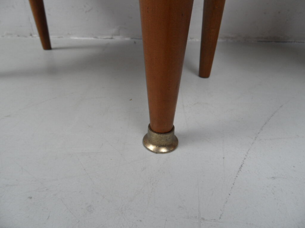 Mid century vintage set of 2 night stands