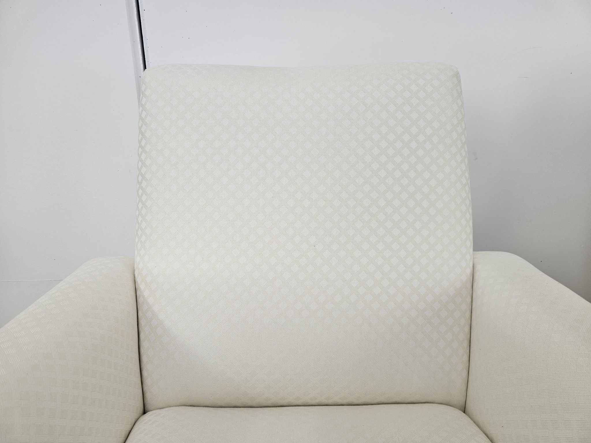 Italian armchairs from the 1950s in cream fabric with iron legs.