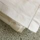 Nappe damassée 160 x 130 motif rectangle