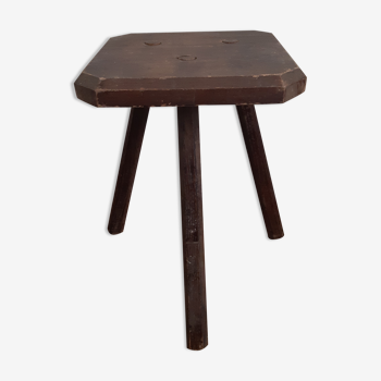 Tabouret tripode carre