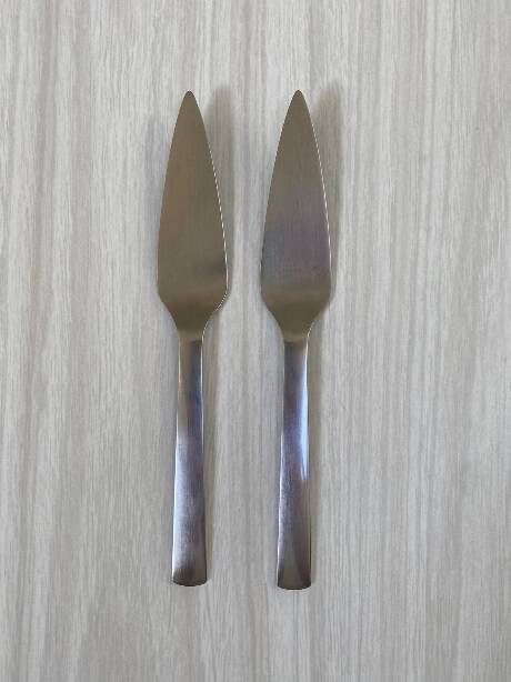Set of 2 fish knives – Georg Jensen model “New York”