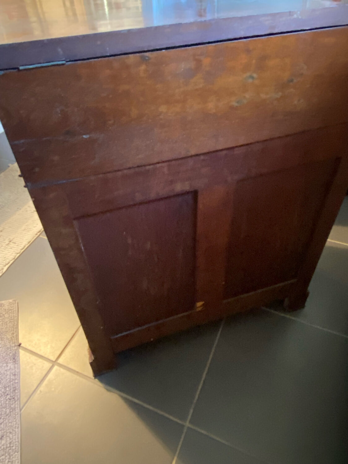 Railway-style bathroom furniture from the 1930s/40s.