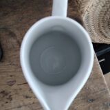 Pillvuyt pitcher